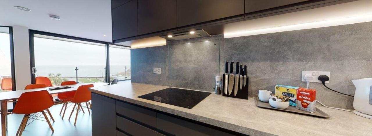 3 The View Apartments Ilfracombe - Hot Tub, Parking, Lift, Ev Zewnętrze zdjęcie