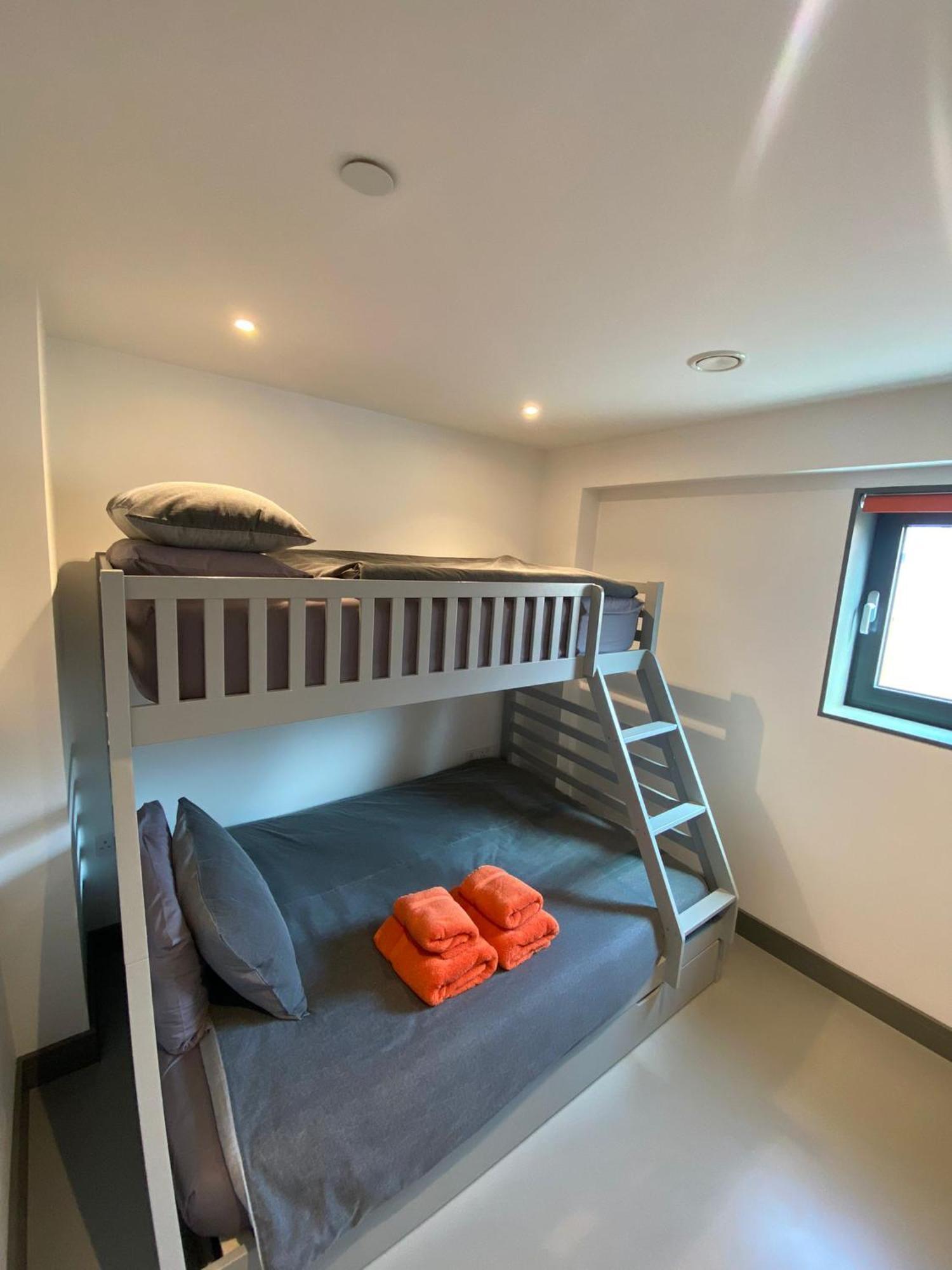 3 The View Apartments Ilfracombe - Hot Tub, Parking, Lift, Ev Zewnętrze zdjęcie